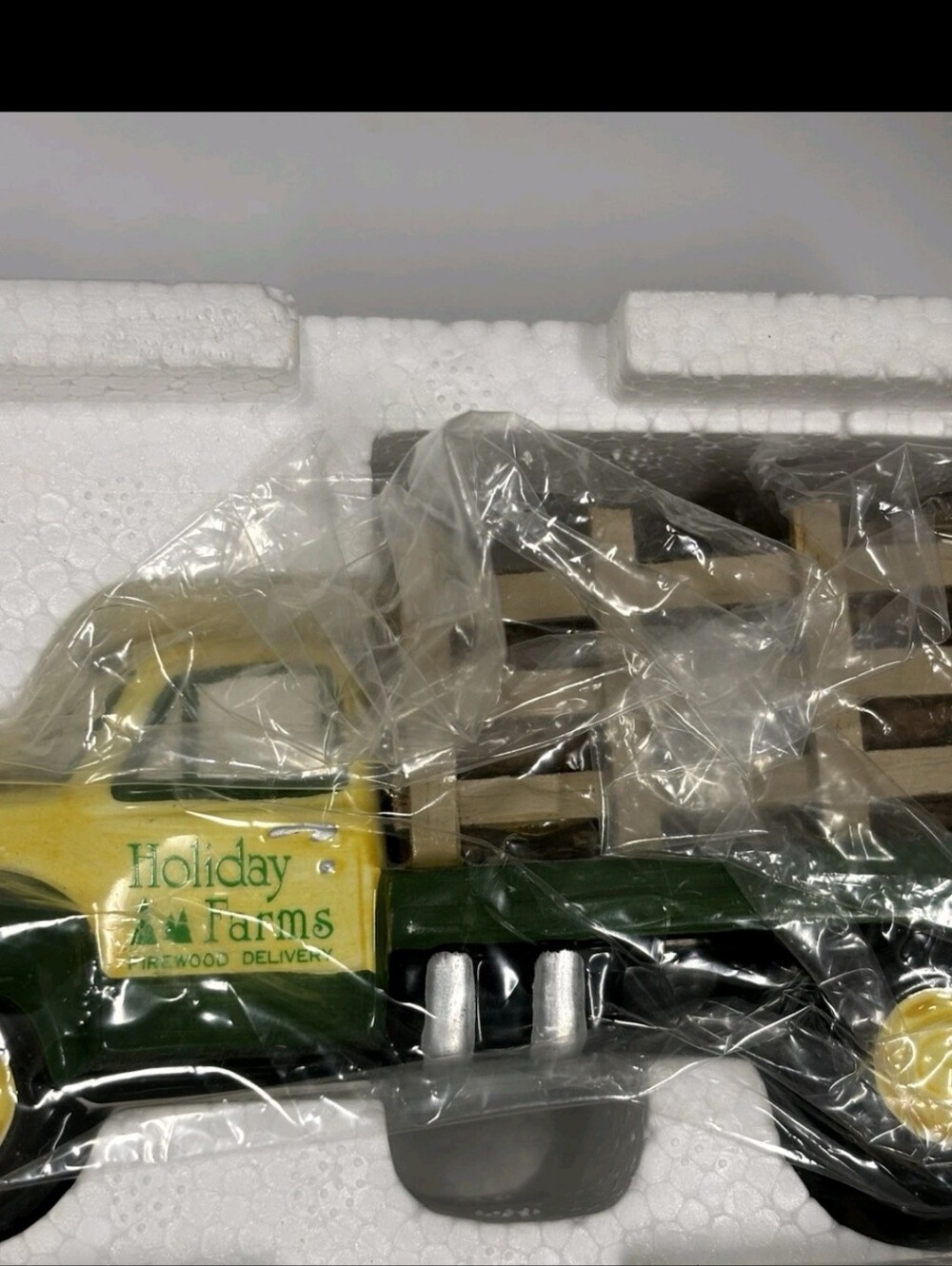 Dept 56 The Original Snow Village Firewood Delivery Truck #54864 w/Box & Sleeve - Picture 3 of 6